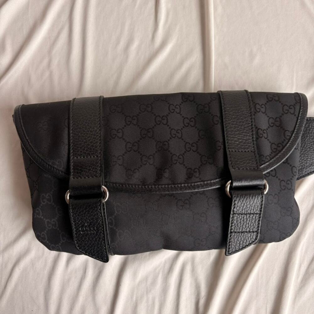 Gucci Messenger Bag Black GG Monogram Nylon, Leather Trim - Picture 2 of 12
